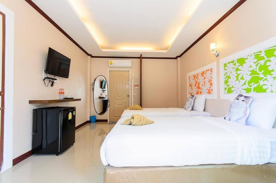 Hotel The Harbor Front เกาะล้าน Zewnętrze zdjęcie