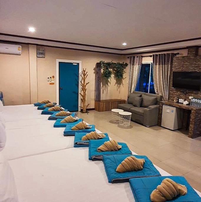 Hotel The Harbor Front เกาะล้าน Zewnętrze zdjęcie