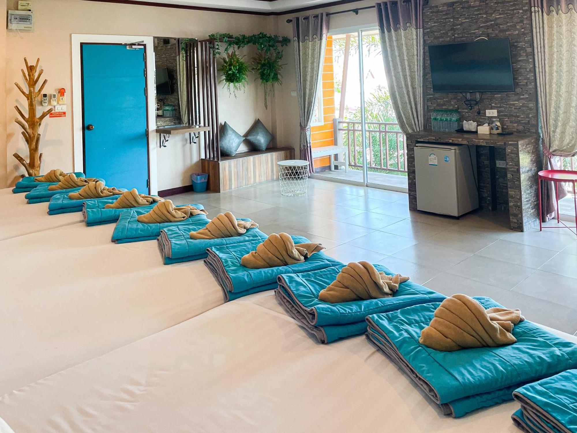 Hotel The Harbor Front เกาะล้าน Zewnętrze zdjęcie